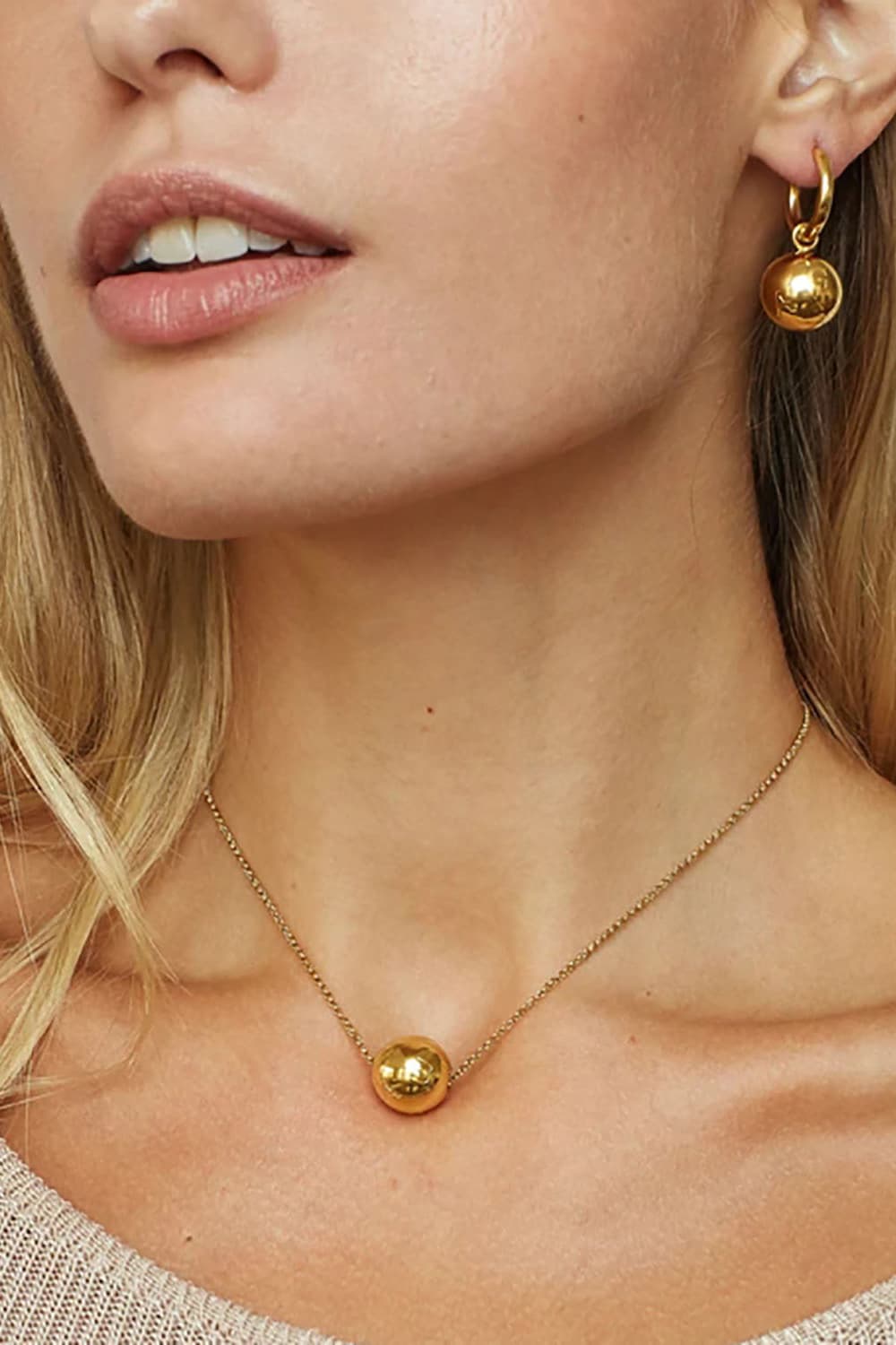 Rovi Necklace